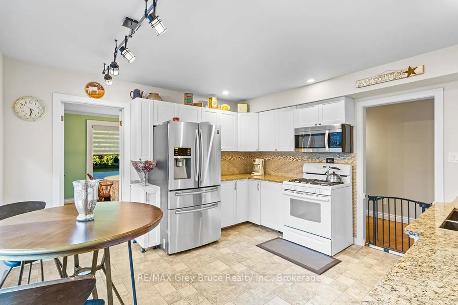 Additional image 4 of 563 21 Street