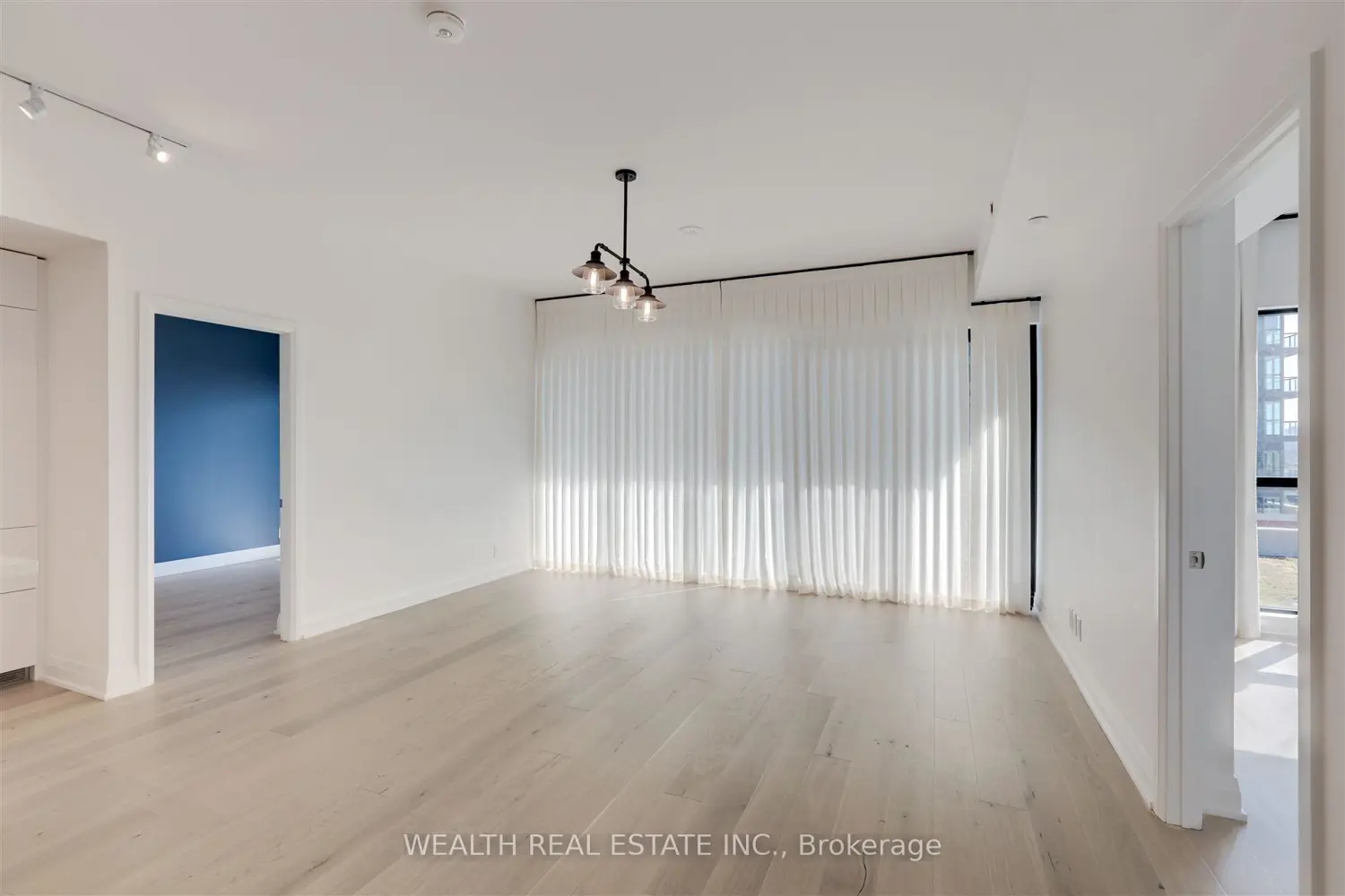 Additional image 3 of 33 Frederick Todd Way 816