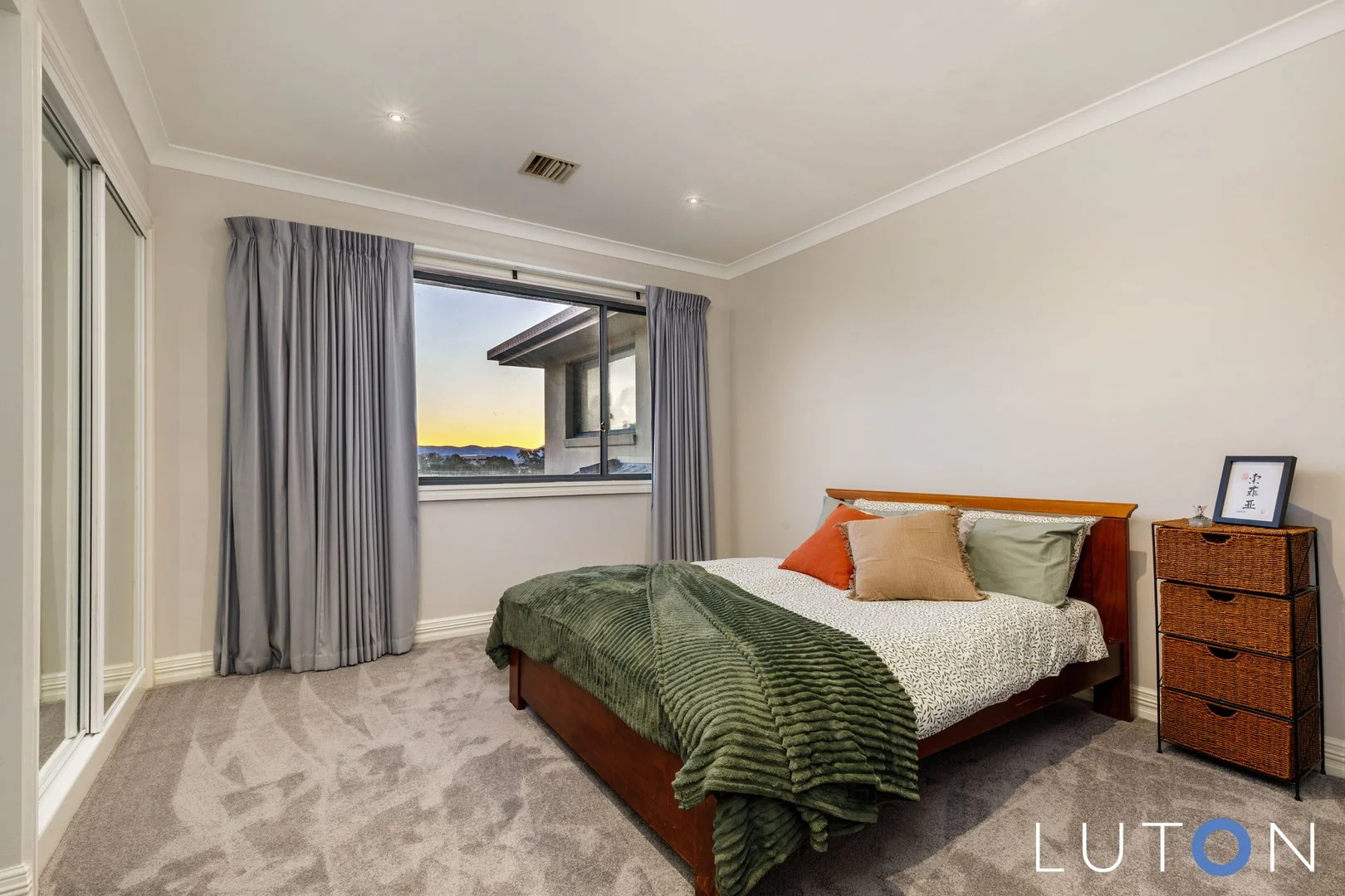 Additional image 28 of 10 Mialli Place, O'Malley ACT 2606