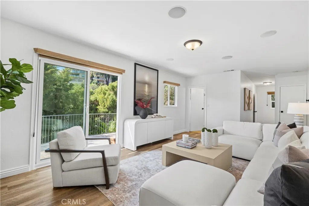 Additional image 7 of 991 Meadowlark Drive, Laguna Beach, CA 92651