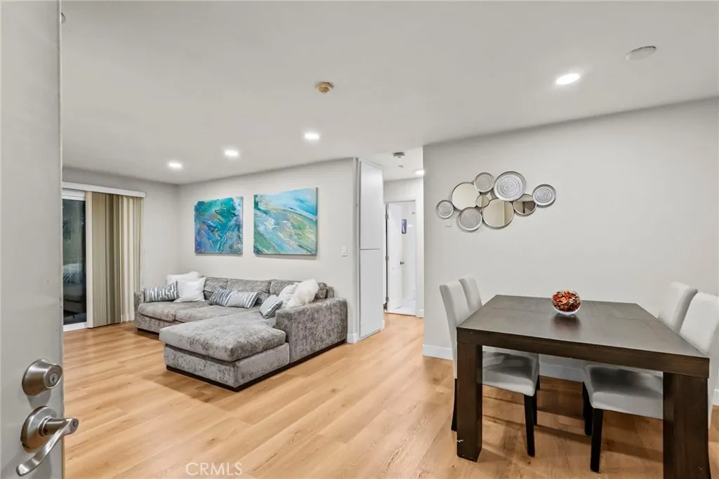 Additional image 6 of 1108 Camino Real Unit 406, Redondo Beach, CA 90277