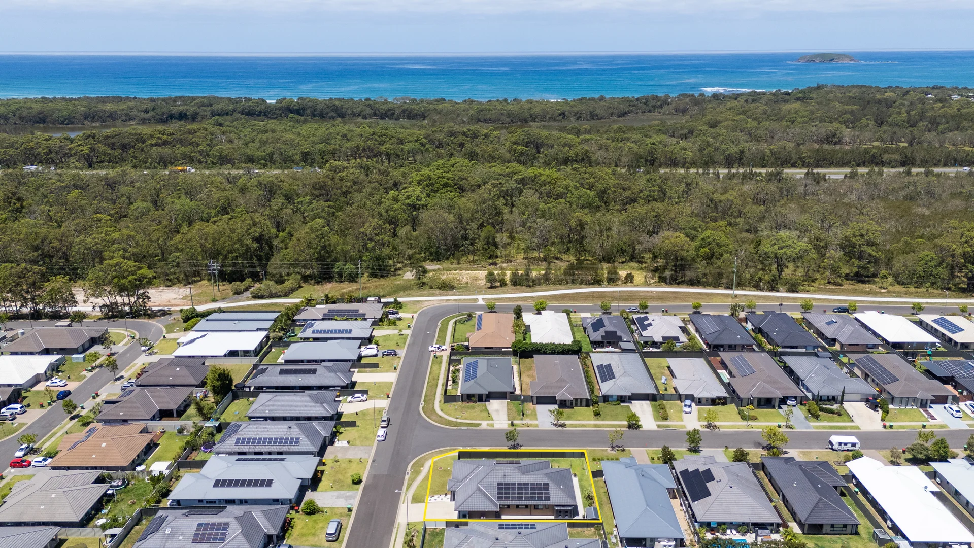 Additional image 2 of 10 Mermaid Drive, Sandy Beach NSW 2456