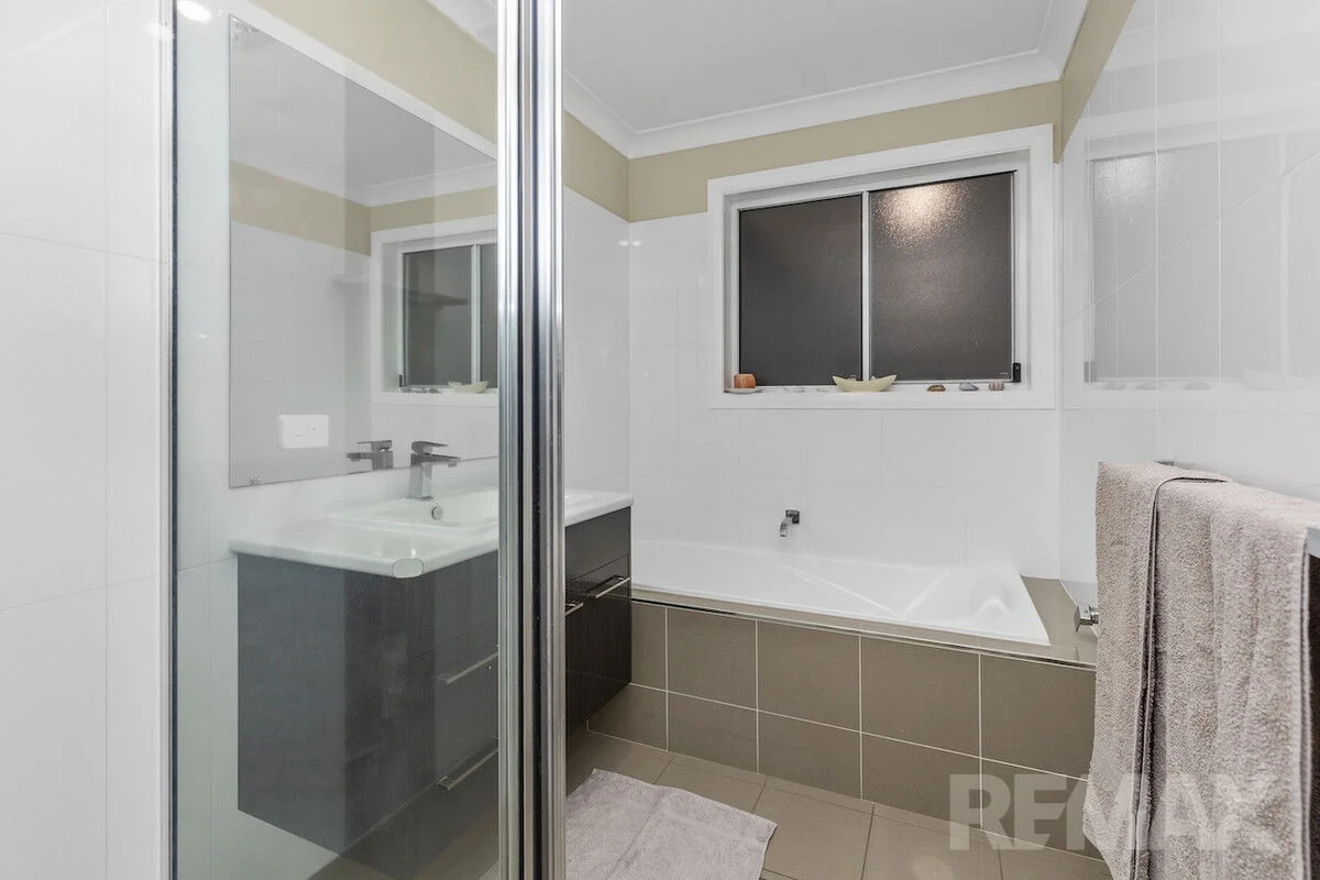 Additional image 11 of 27 Bradman Drive, Boorooma NSW 2650