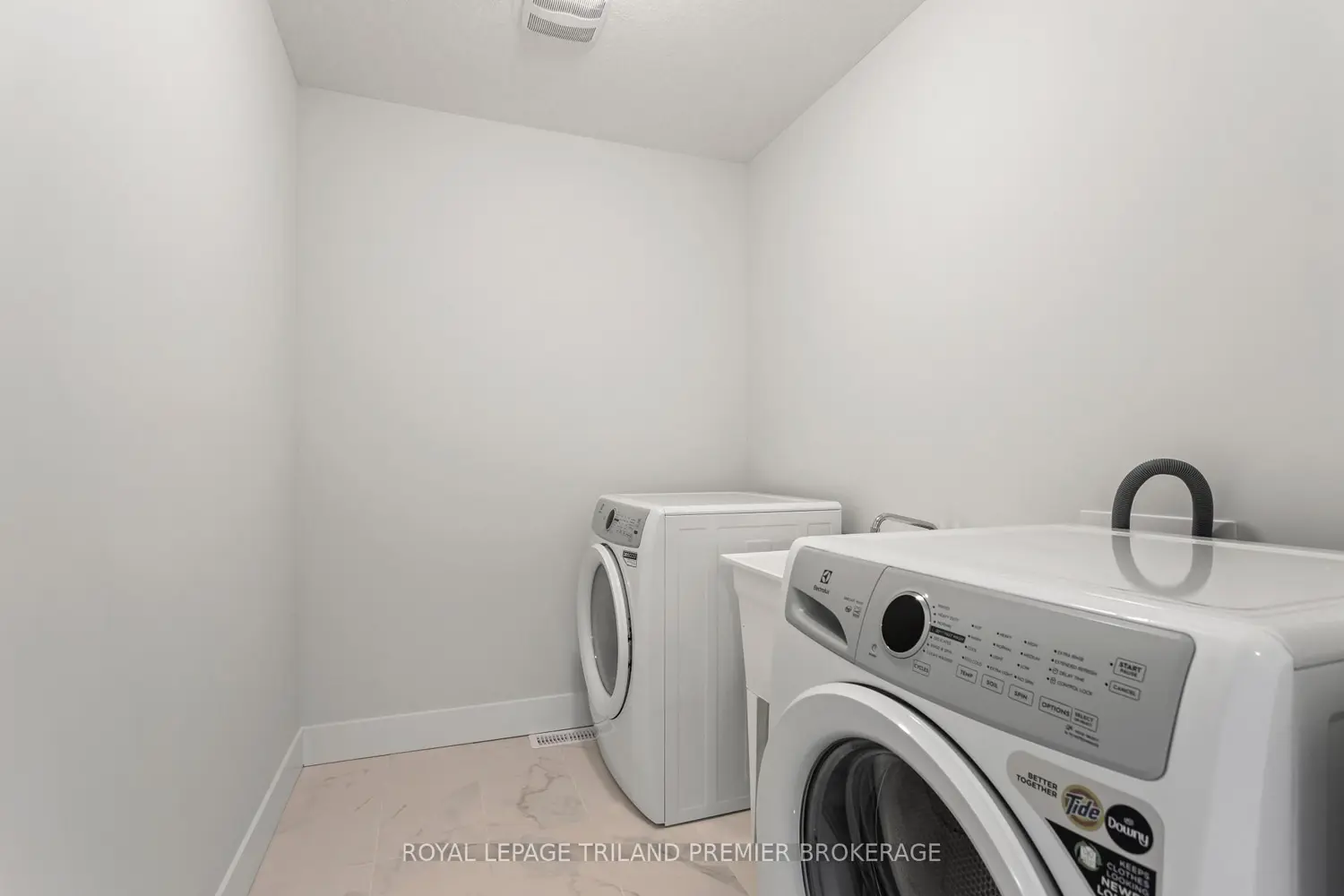 Additional image 5 of 1585 Chickadee Trail