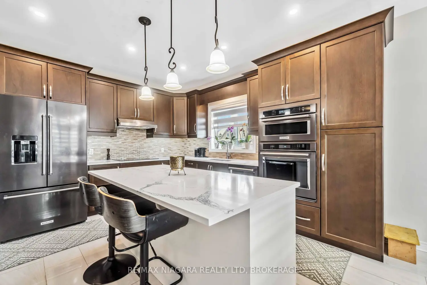 Additional image 12 of 1 Hopkins Street