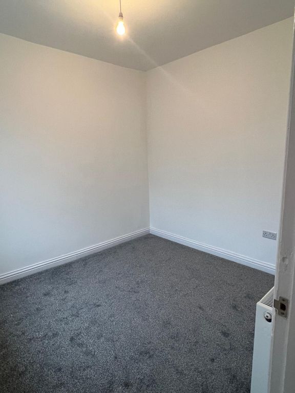 Additional image 9 of 3 bed end terrace house to rentLlwyn Teg, Carway, Kidwelly SA17