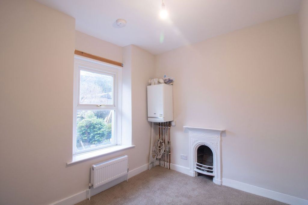 Additional image 11 of 3 bed property to rent22 David Street, Blackwood NP12