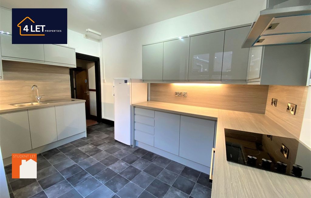 Additional image 2 of 5 bed flat to rentFlat 1, Portland Street, Aberystwyth SY23