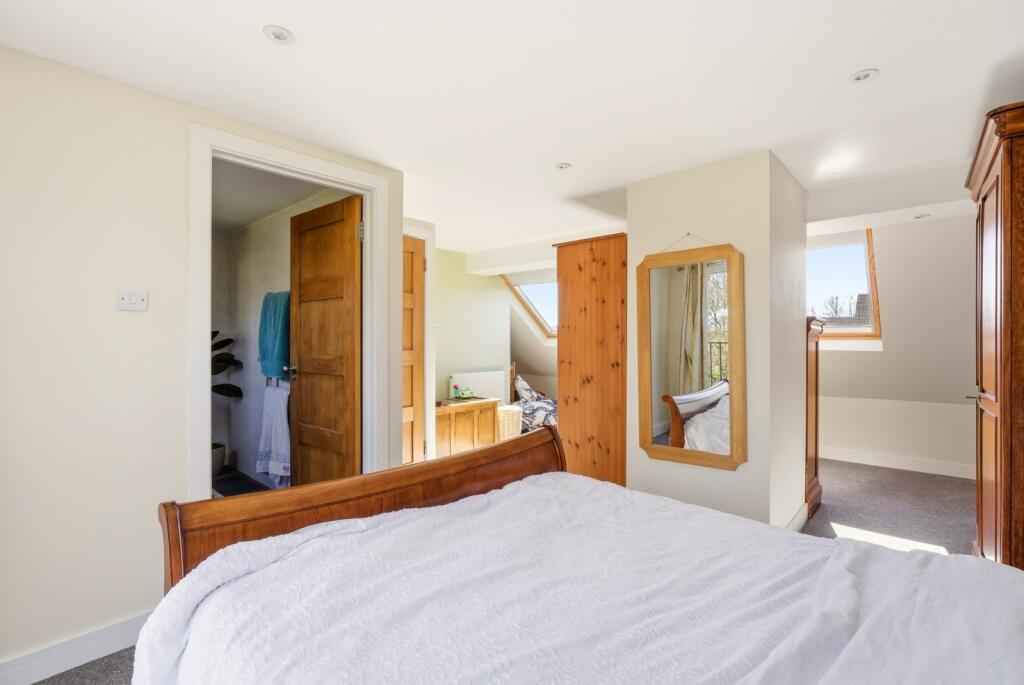 Additional image 13 of Pemberton Close, St. Albans, Hertfordshire, AL1