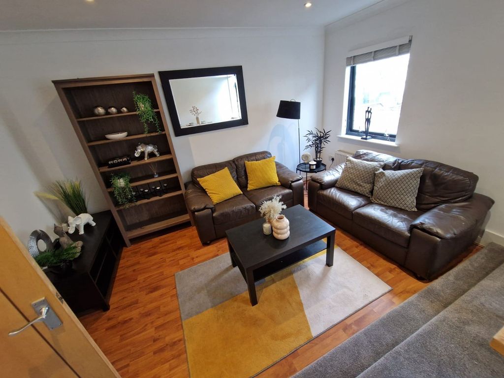 Additional image 2 of 4 bed shared accommodation to rentLondon Road, Southampton, Hampshire SO15