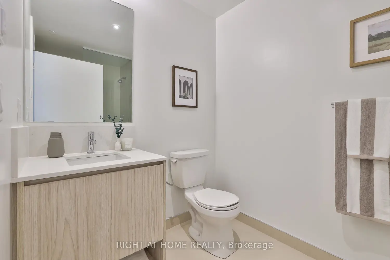 Additional image 16 of 1161 Kingston Road 201