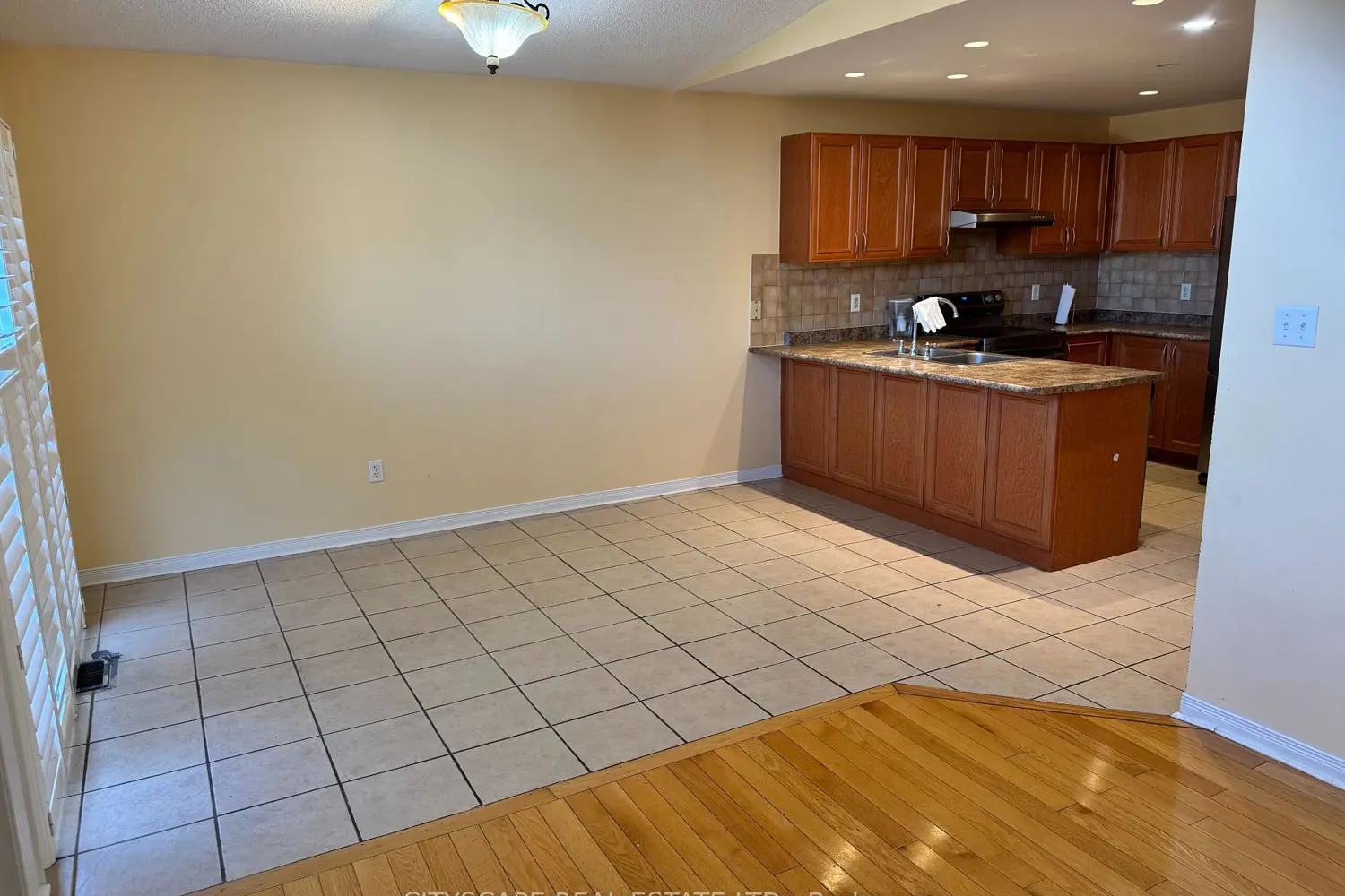 Additional image 5 of 5077 Dubonet Drive