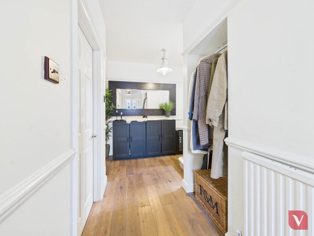 Additional image 17 of 5 bed property to rentCompton Avenue, Luton LU4