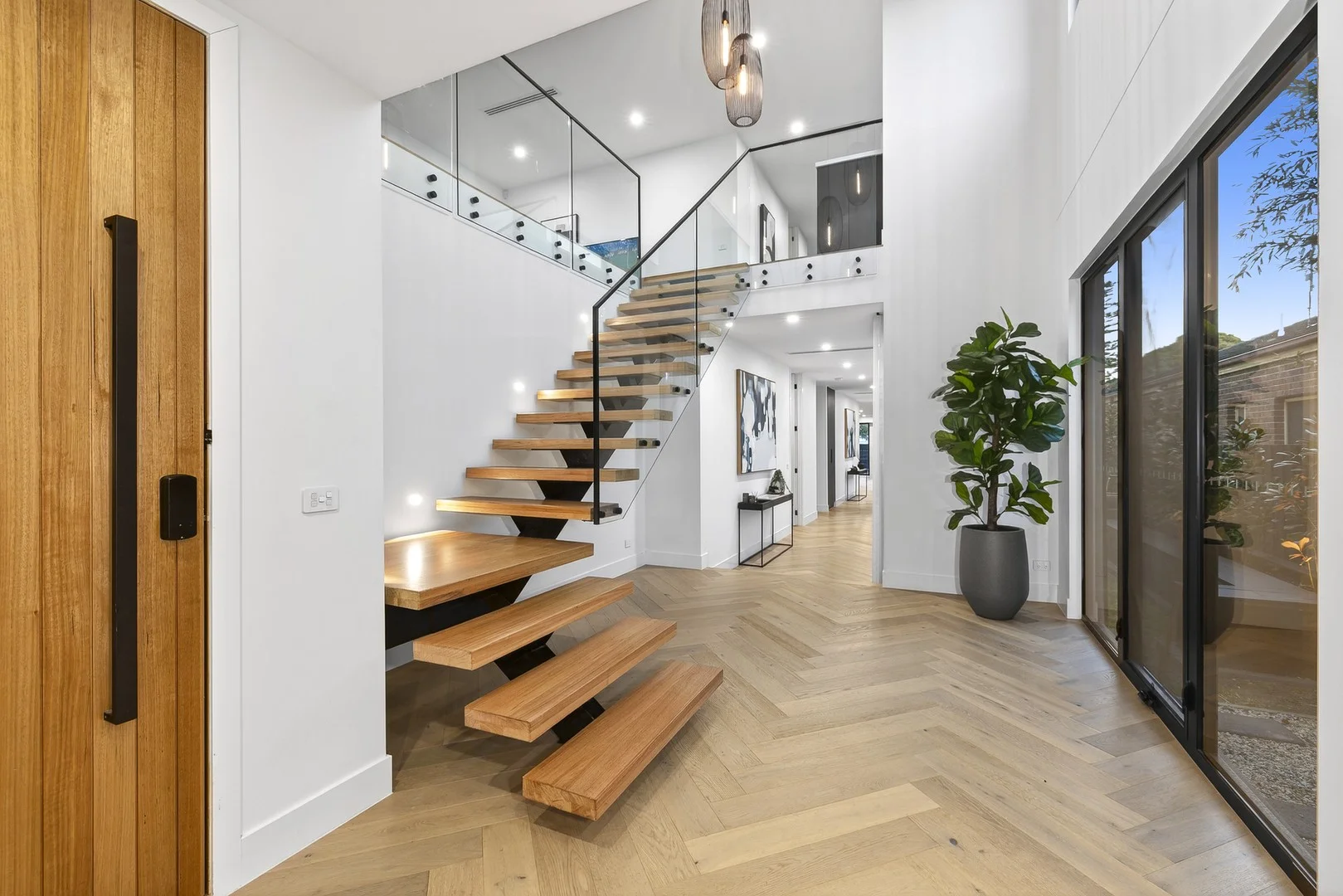 52 Haughton Road, Oakleigh VIC 3166