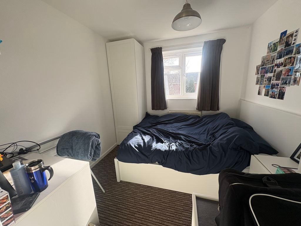 Additional image 6 of 5 bed terraced house to rentBradshaw Road, Chichester PO19