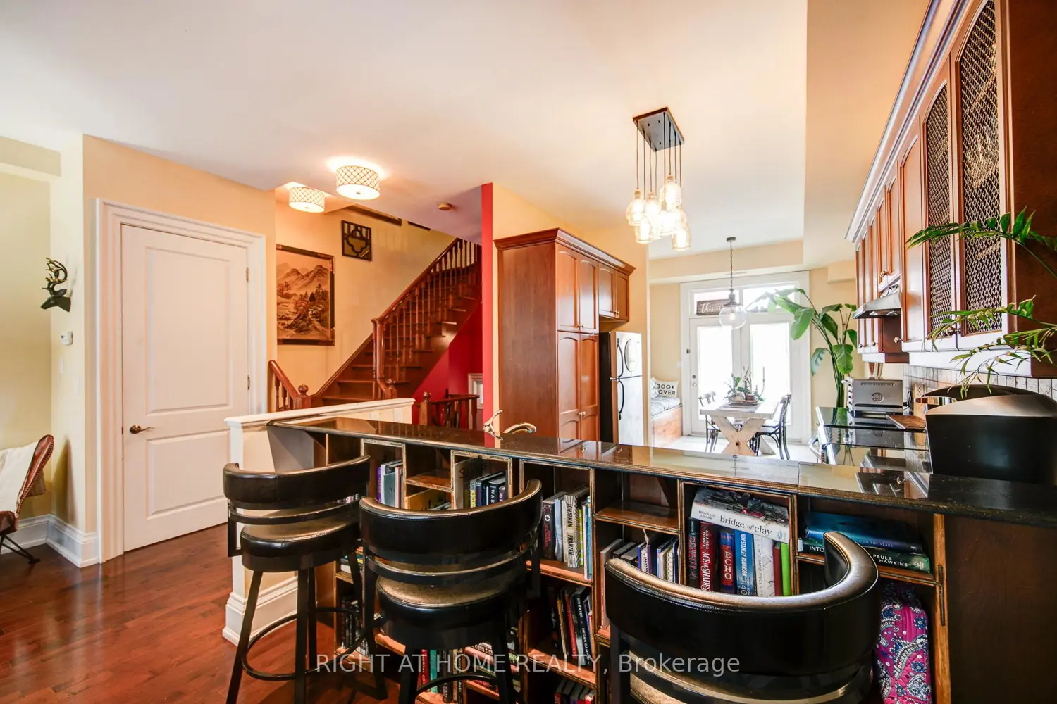 Additional image 8 of 120 Bronte Road 10