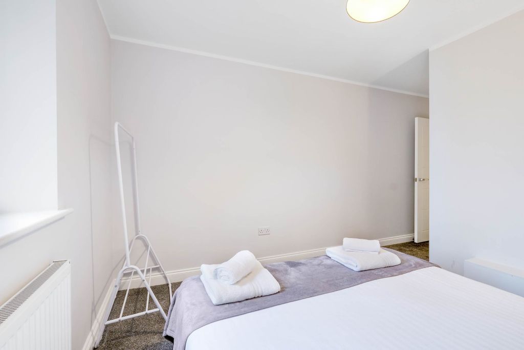 Additional image 14 of 2 bed flat to rentWest Wycombe Road, High Wycombe HP12