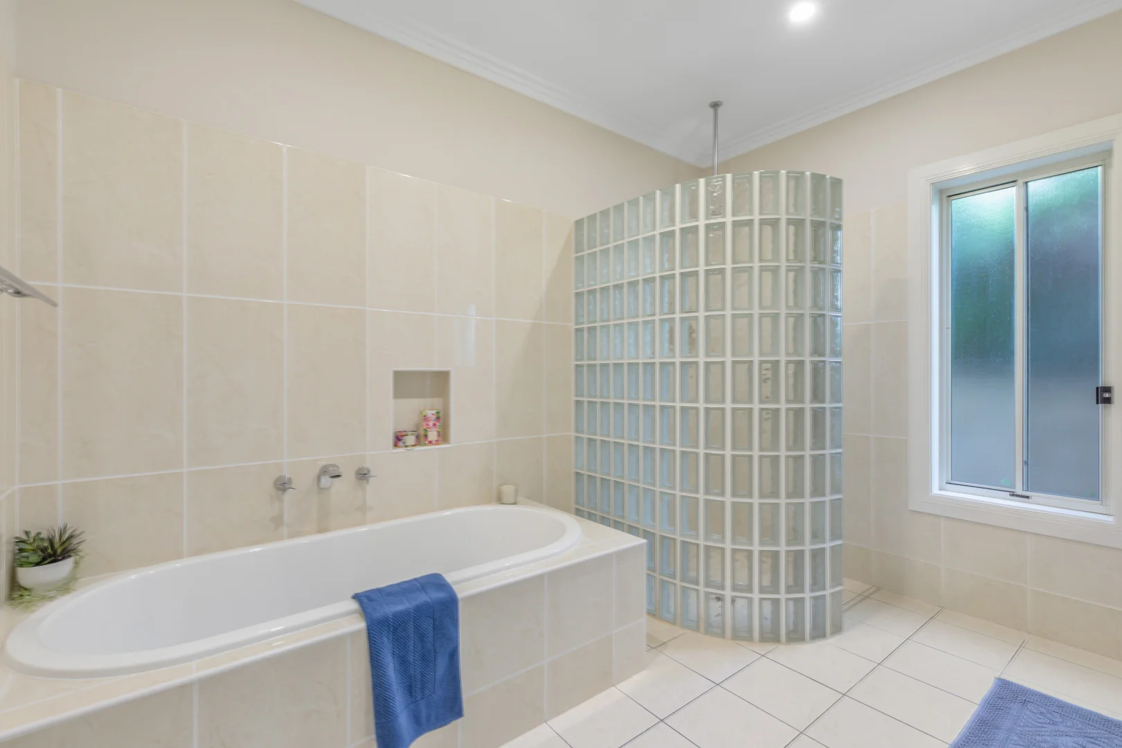 Additional image 18 of 4 Negundo Place, Bathurst NSW 2795