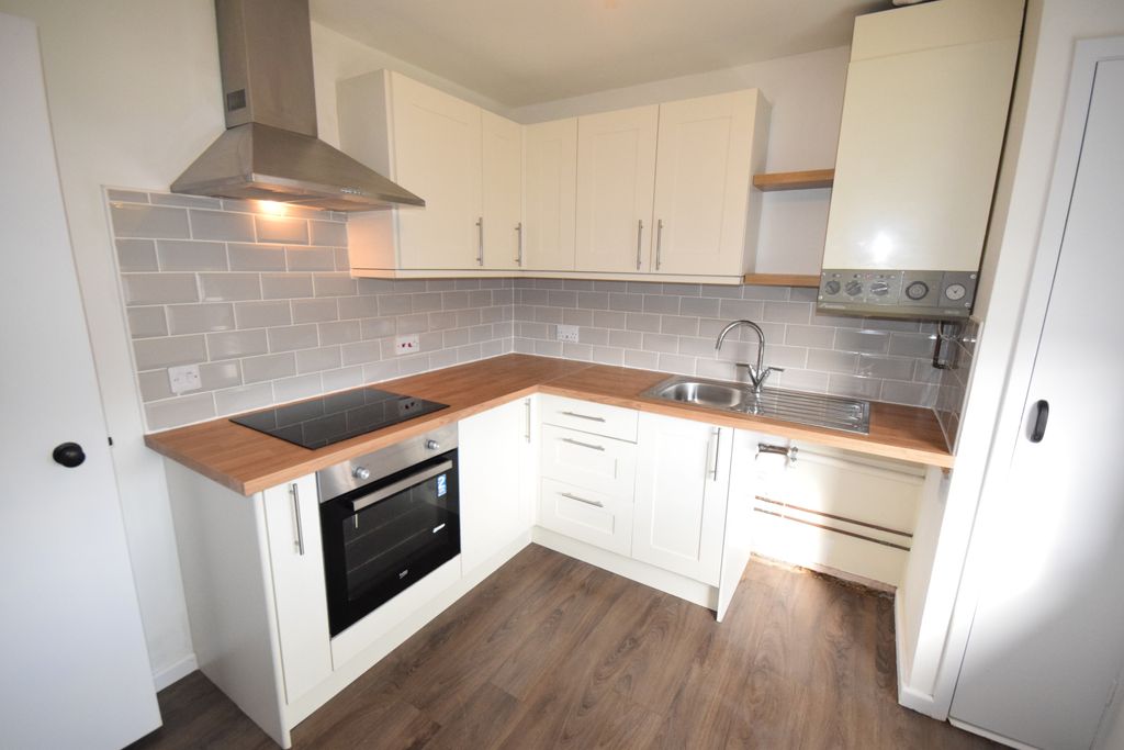 2 bed flat to rentBarras Close, Dalston CA5 photo 3