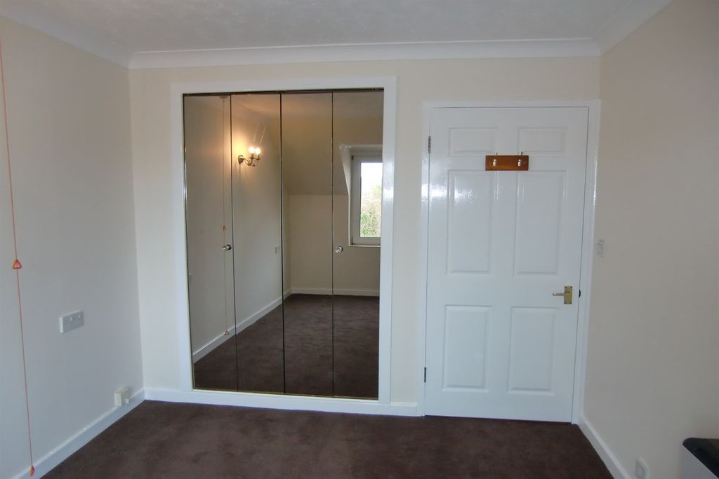 Additional image 6 of 1 bed flat to rentSwn-Y-Mor, Colwyn Bay LL29