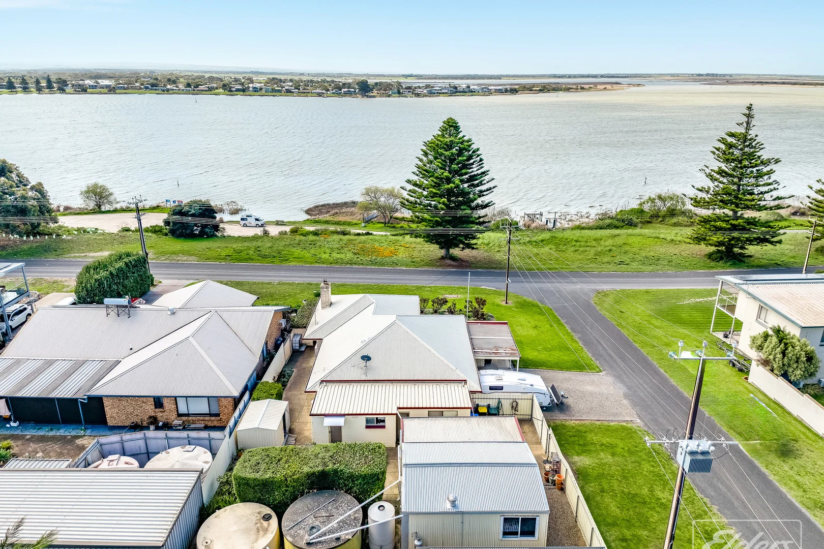 Additional image 31 of 17 Captain Sturt Parade, Hindmarsh Island SA 5214