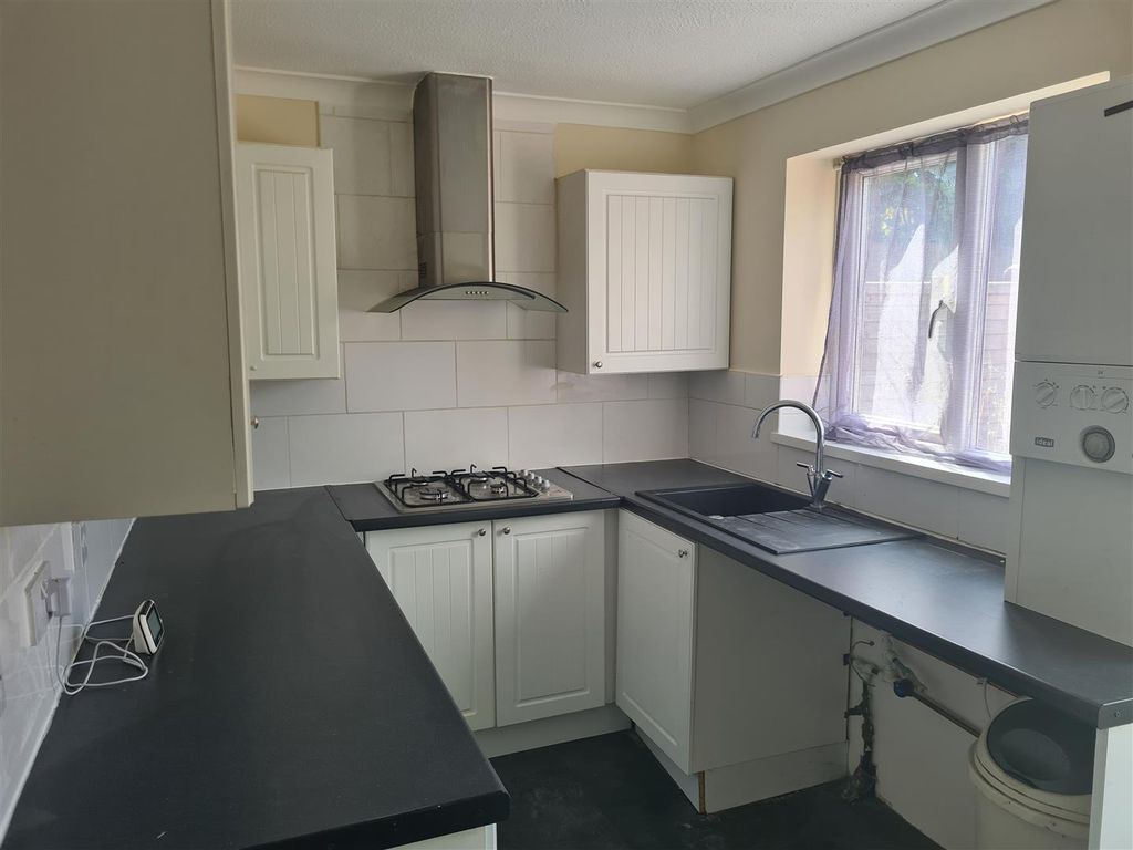 Additional image 5 of 2 bed terraced house to rentLlys Y Celyn, Caerphilly CF83