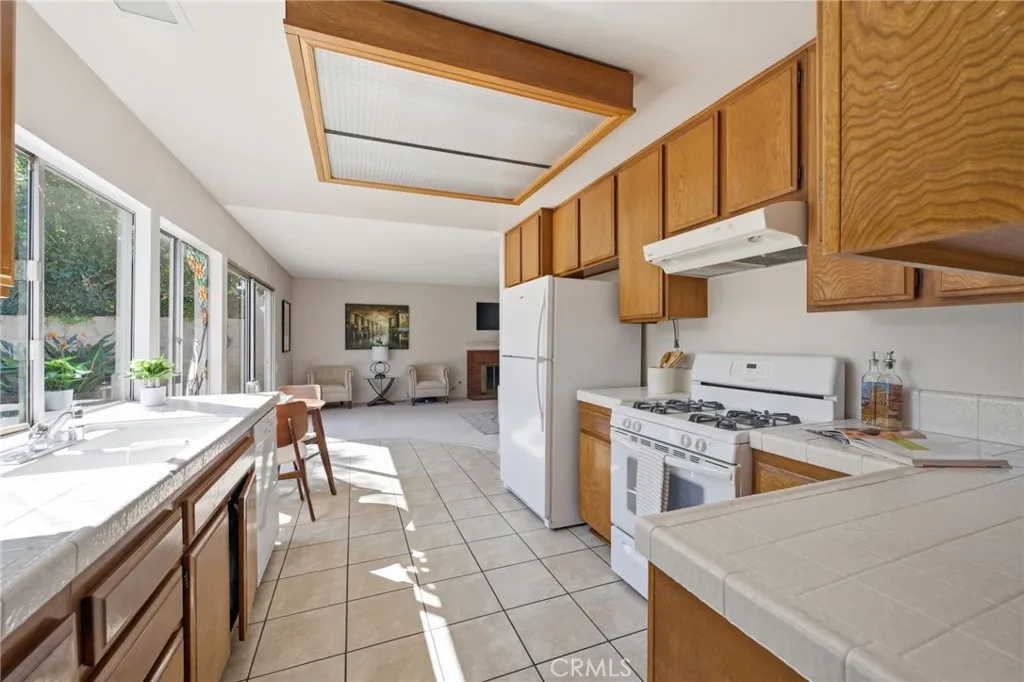 Additional image 16 of 16302 Still Knoll Ln, Cerritos, CA 90703