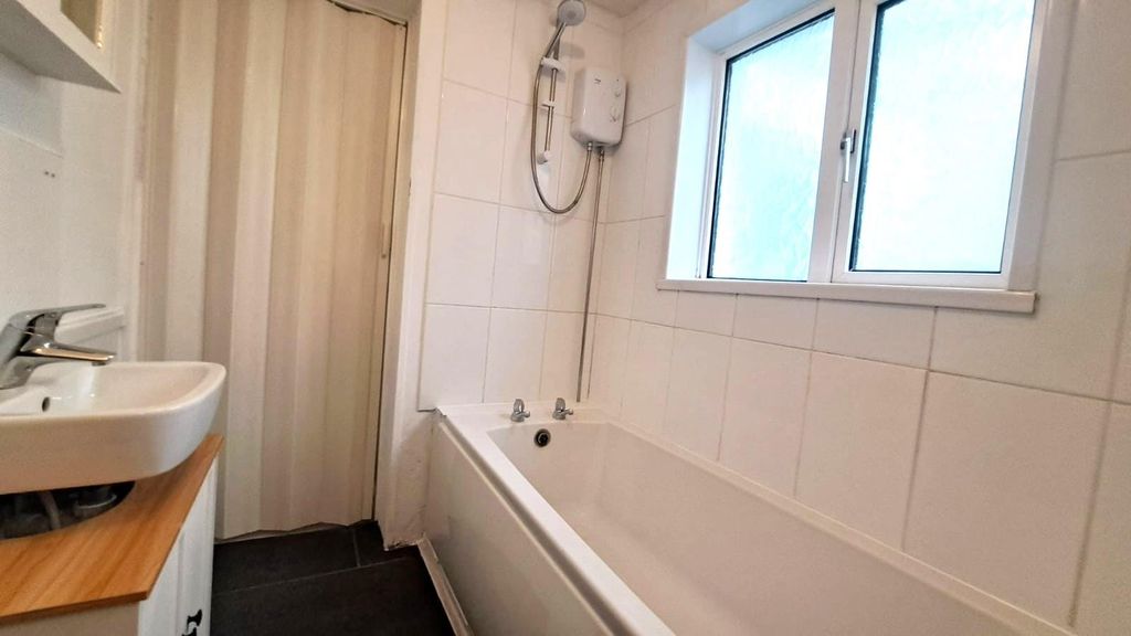 Additional image 13 of 3 bed terraced house to rentRectory Road, Crumlin, Newport NP11