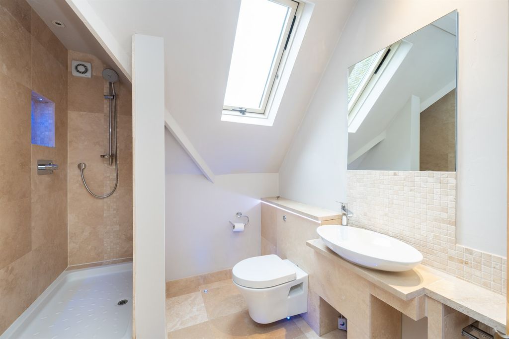 Additional image 13 of 6 bed detached house to rentForest Grange, Horsham, West Sussex RH13