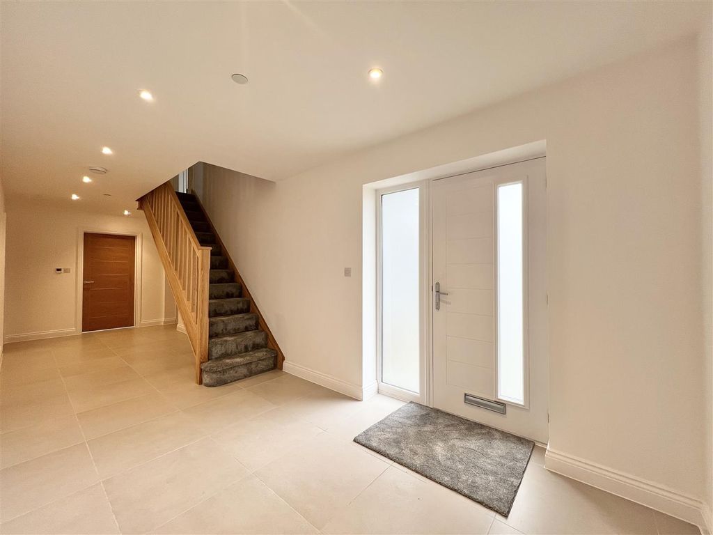 Additional image 6 of 4 bed detached house to rentNorton, Bury St. Edmunds IP31