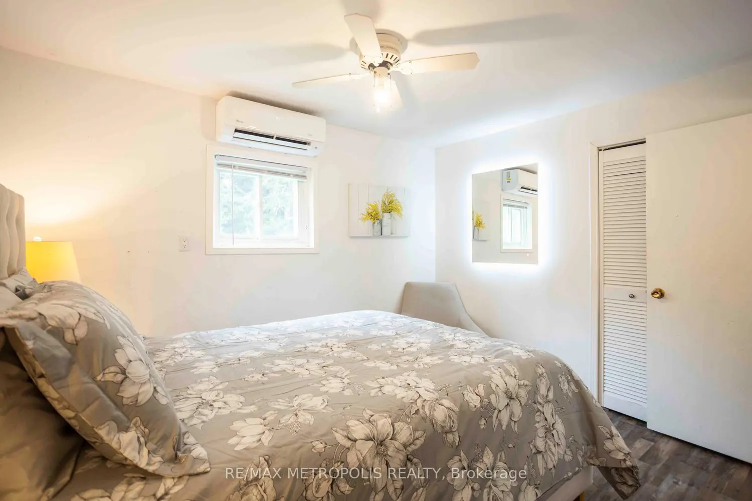 Additional image 13 of 56 Georgian Manor Drive