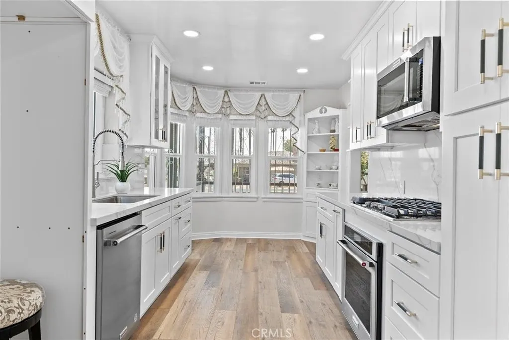 Additional image 15 of 9801 S Hobart Boulevard, Los Angeles, CA 90047