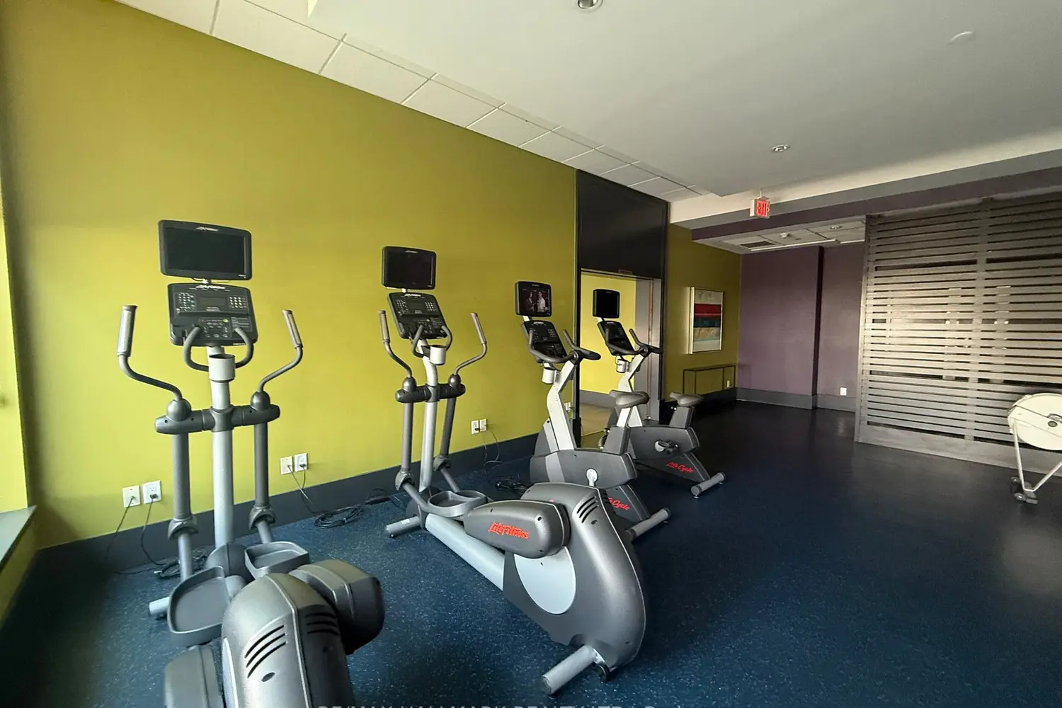 Additional image 15 of 1185 The Queensway Street 1211