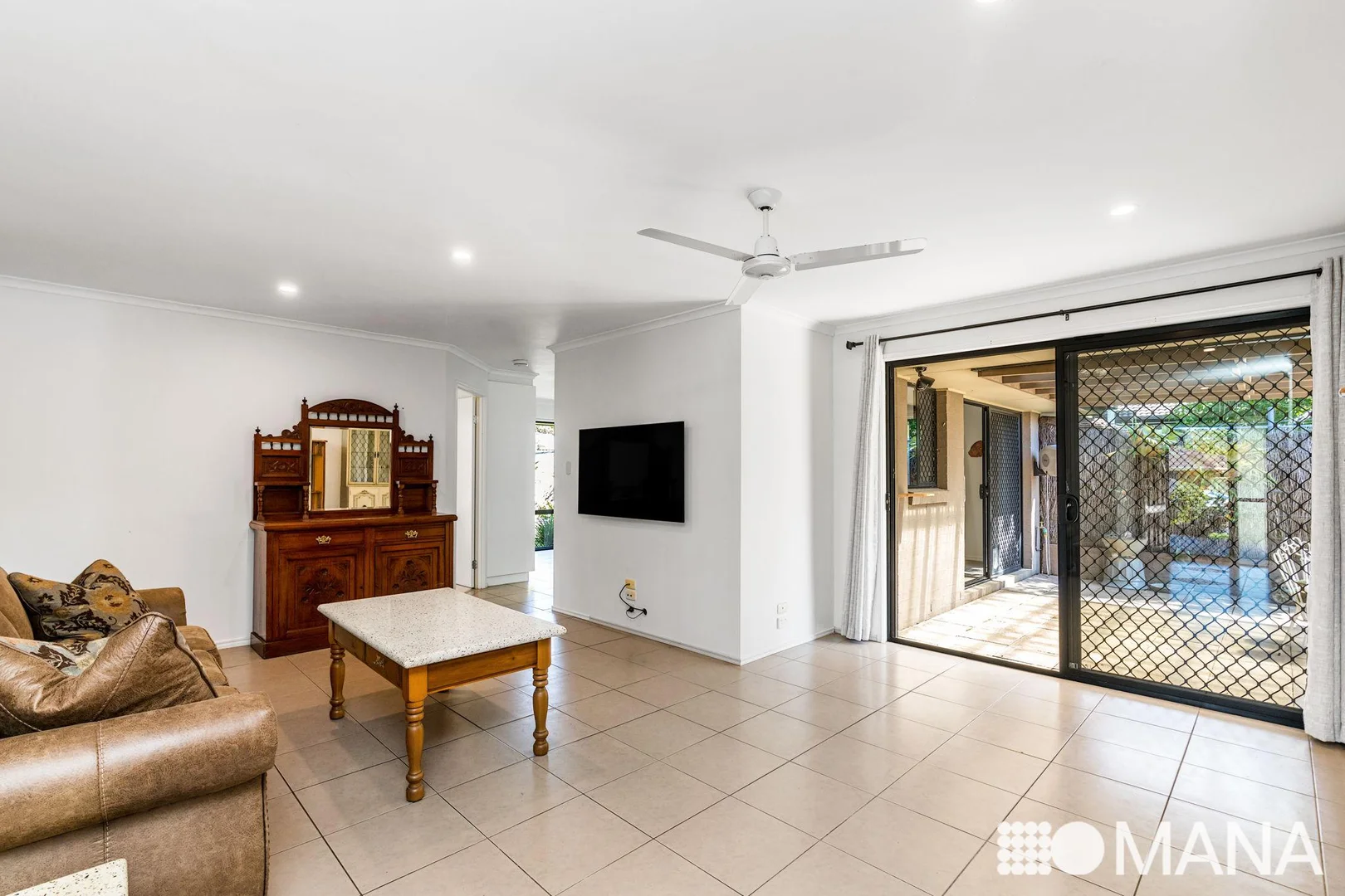 Additional image 10 of 1/21A Balemo Drive, Ocean Shores NSW 2483