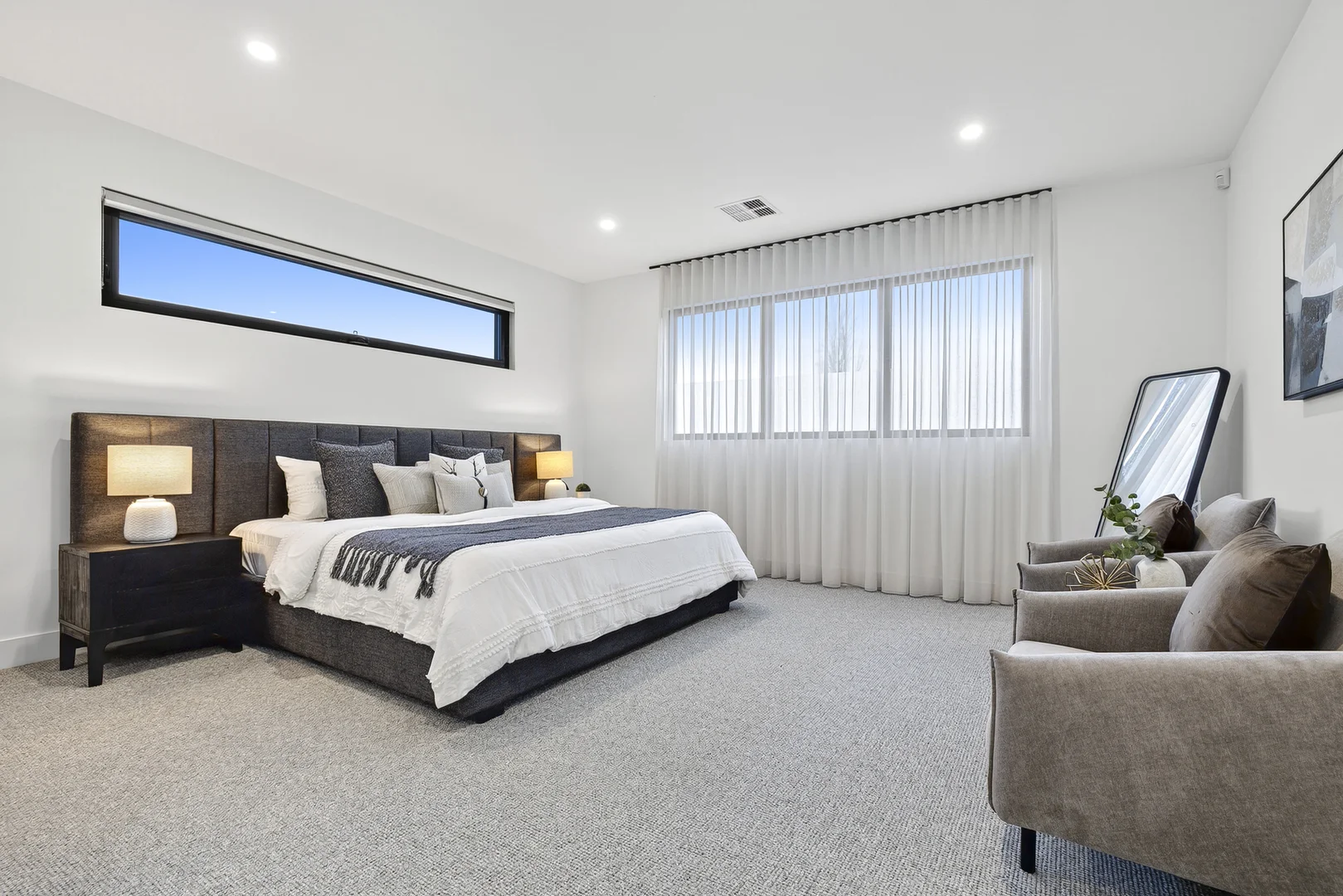 Additional image 9 of 52 Haughton Road, Oakleigh VIC 3166