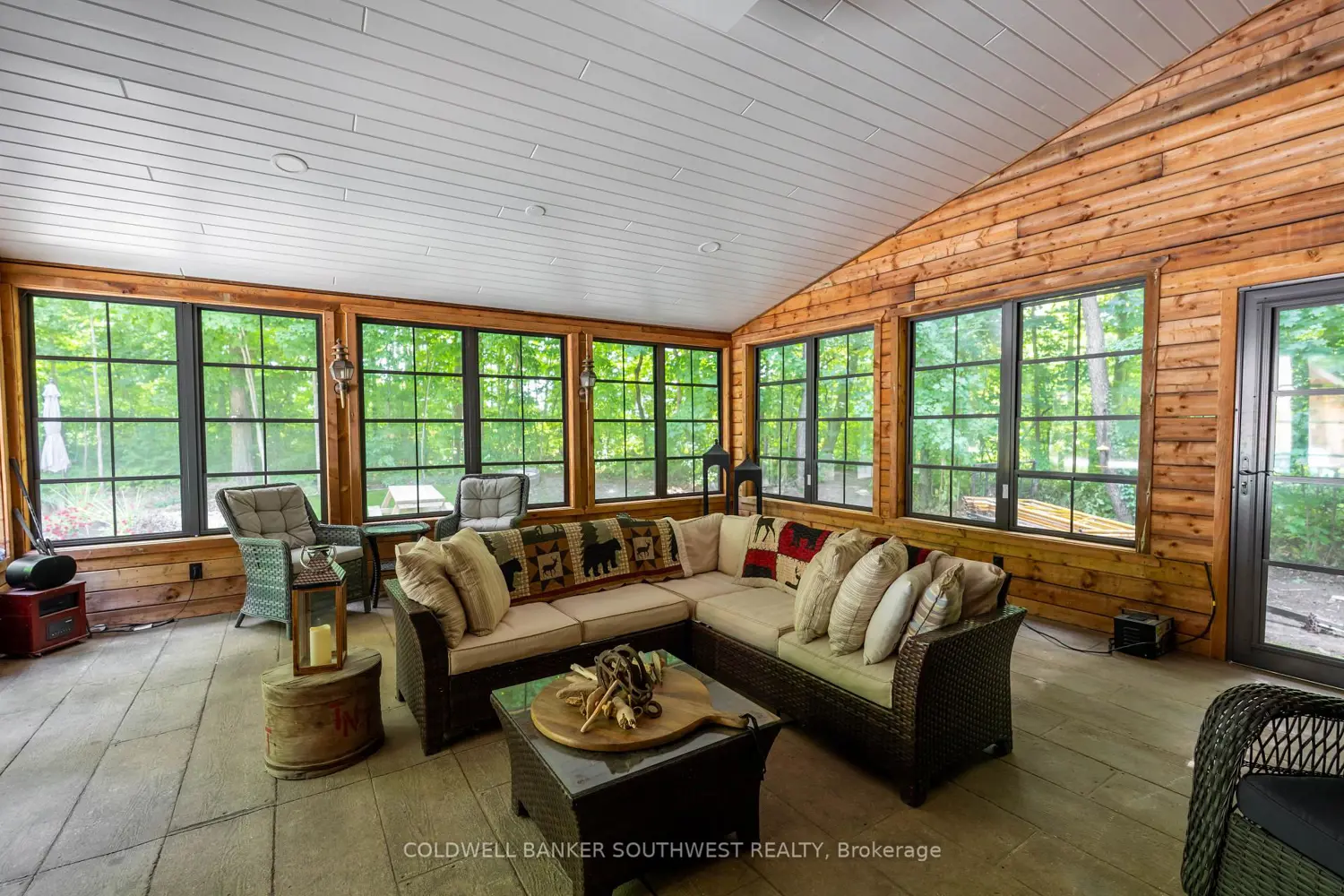 Additional image 9 of 5252 Egremont Road