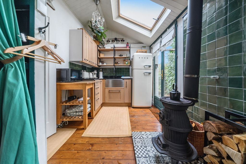 Additional image 20 of 4 bed detached house to rentBradford Road, Atworth, Melksham SN12