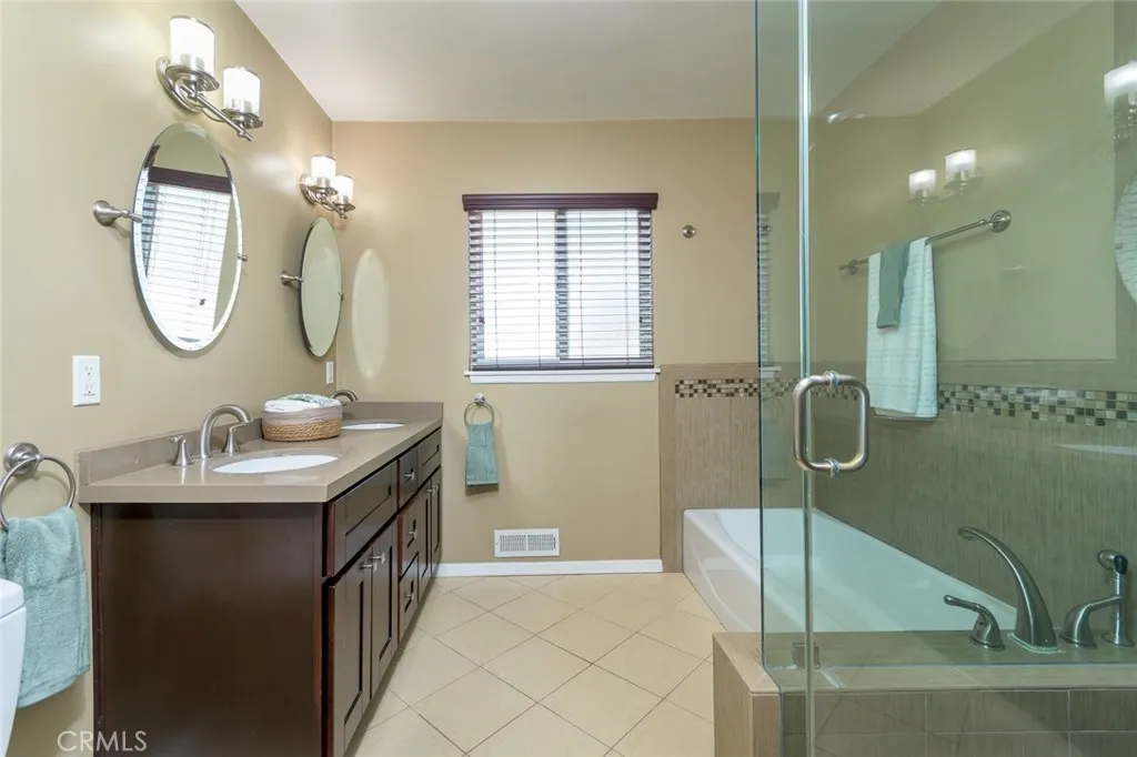 Additional image 113 of 306 Parkwood Drive, Glendale, CA 91202