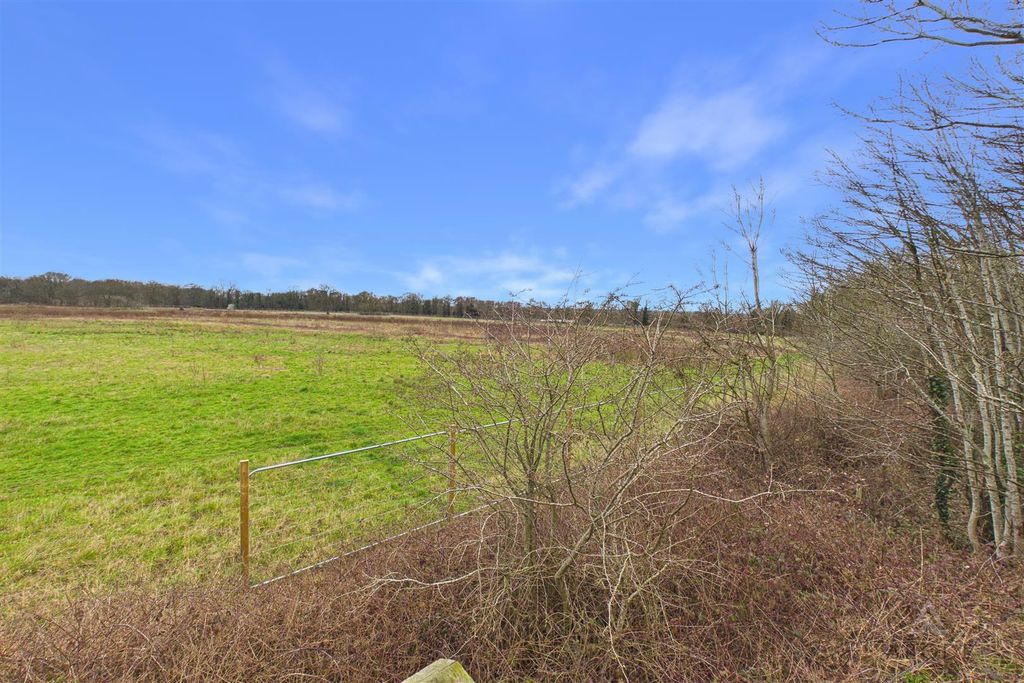 Additional image 30 of 5 bed detached house to rentGalloway Road, Drakelow, Burton-On-Trent DE15