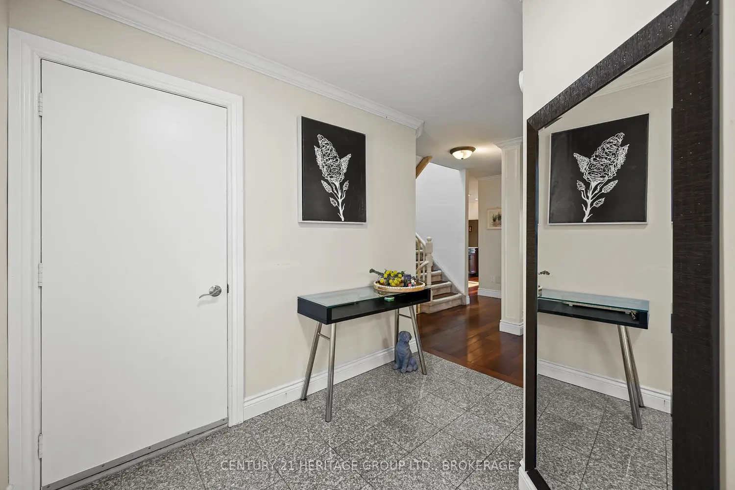 Additional image 8 of 1098 King Street 29