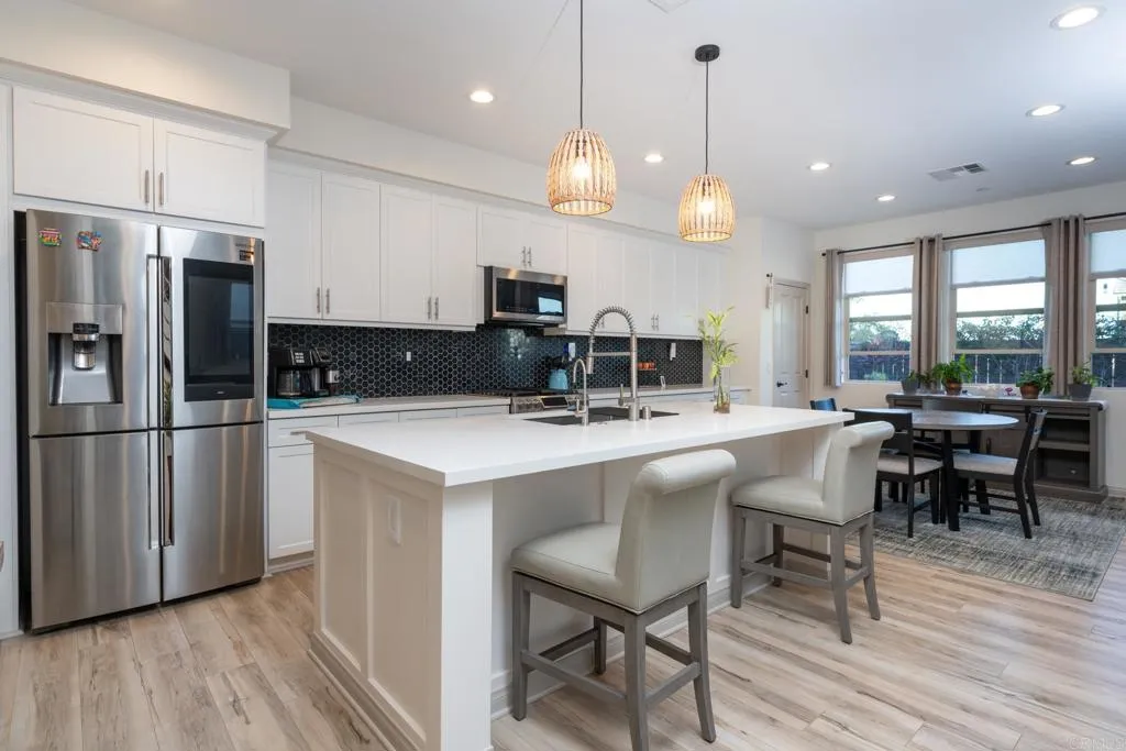 Additional image 8 of 1124 Calle Obsidiana Unit 3, Chula Vista, CA 91913