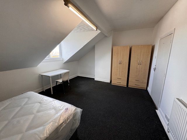 Additional image 16 of 7 bed semi-detached house to rentBalmoral Road, Bristol BS7
