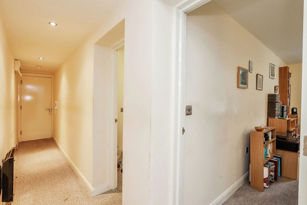 Additional image 3 of 3 bed flat to rentHigh Street, Melton Mowbray LE13