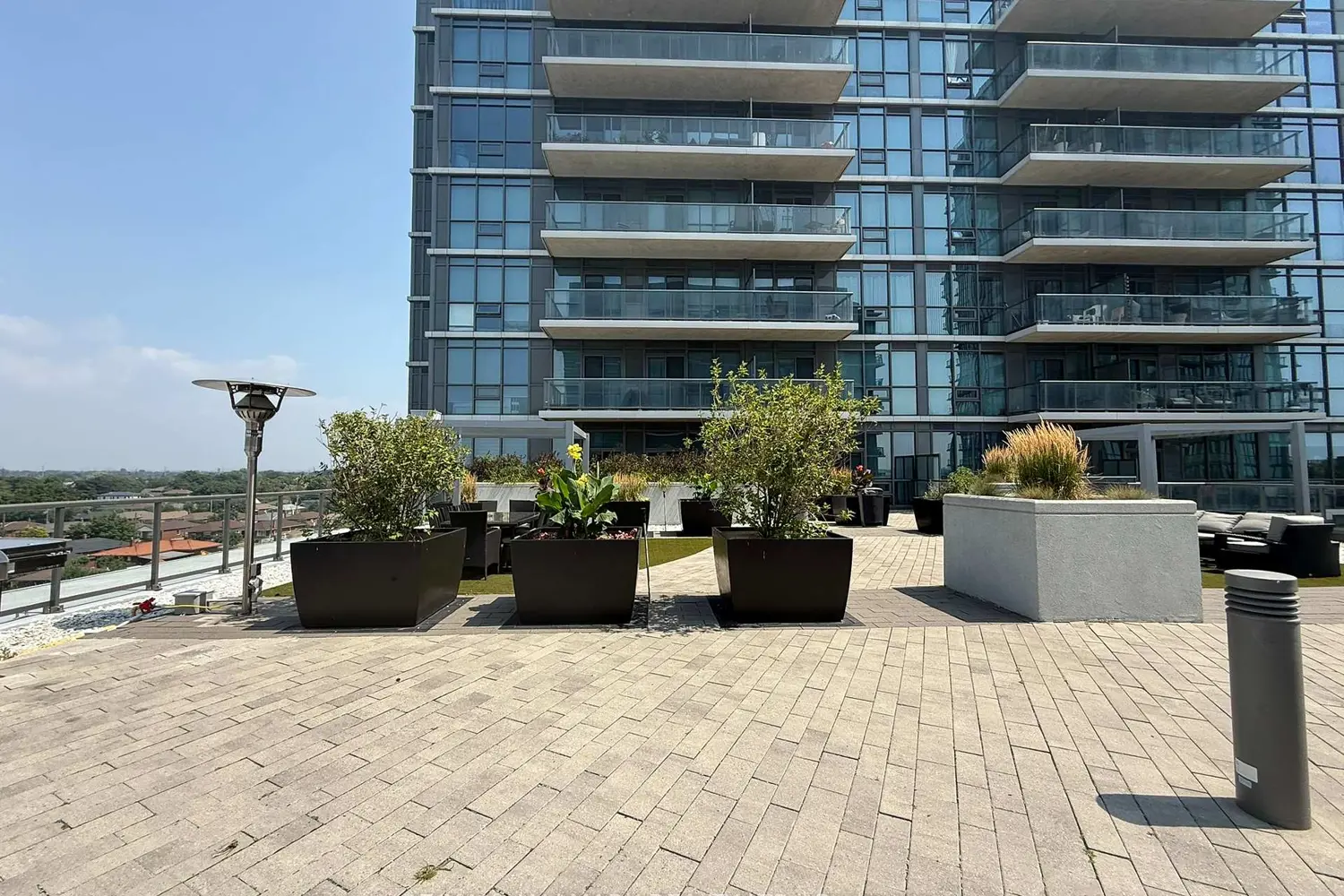 Additional image 4 of 1185 The Queensway Street 1211