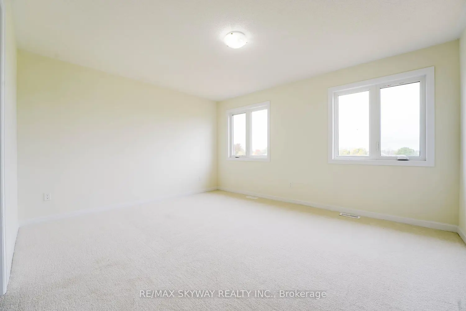 Additional image 18 of 76 Golf Links Drive