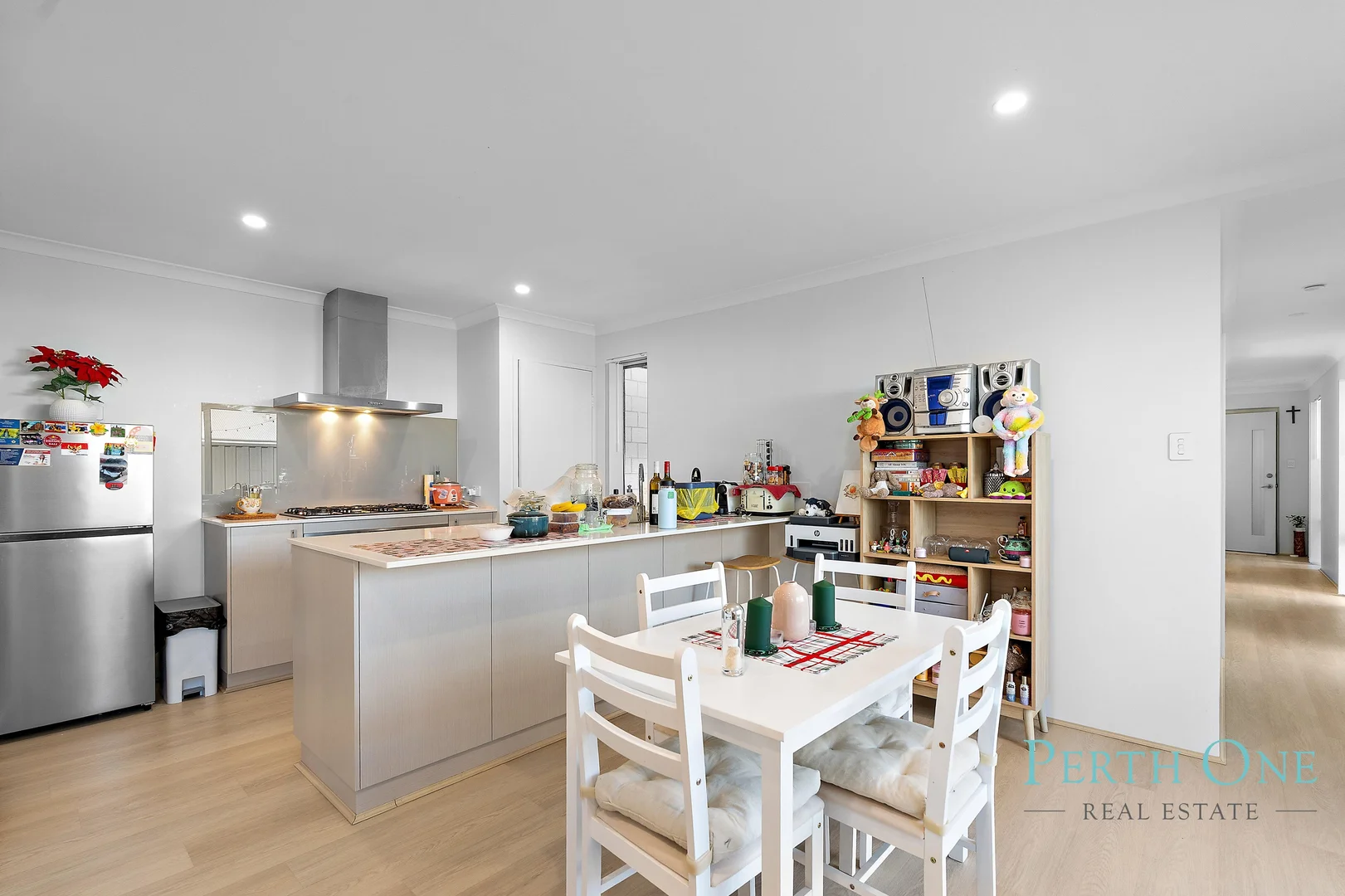 Additional image 14 of 61 Turquoise Boulevard, Treeby WA 6164