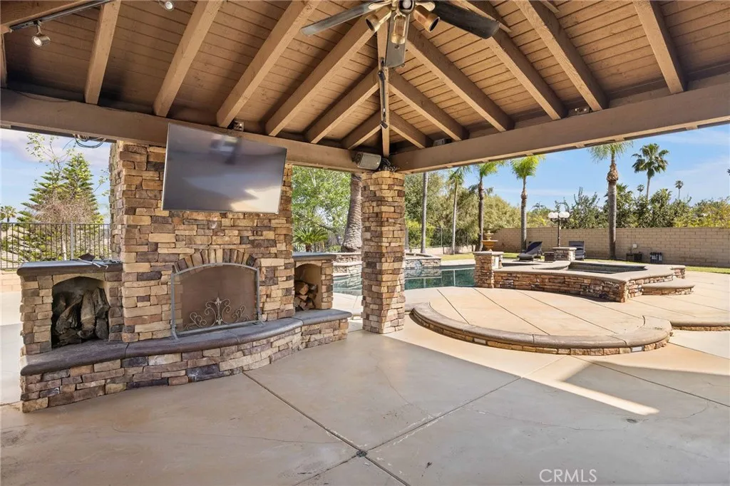 Additional image 13 of 303 Sunburst Ln, Corona, CA 92879