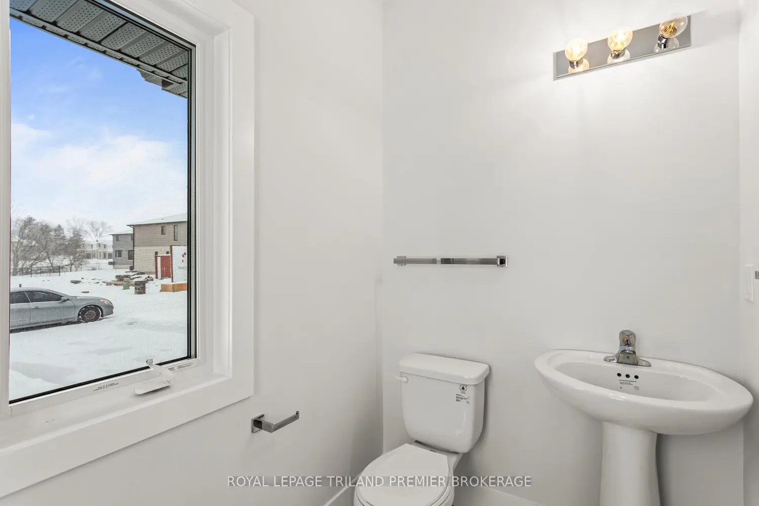 Additional image 11 of 1585 Chickadee Trail