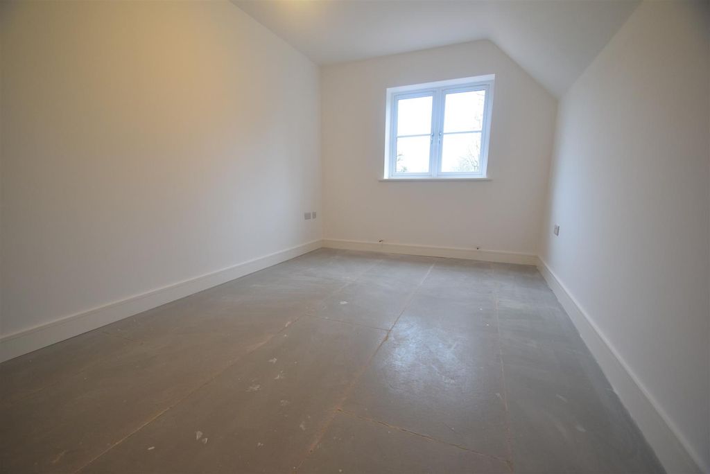 Additional image 10 of 5 bed detached house to rentShrewsbury Road, Edgmond, Newport TF10