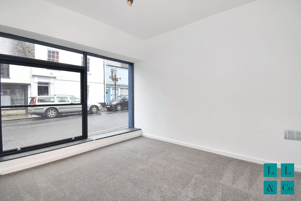 Additional image 4 of 3 bed flat to rentBroad Street, Penryn TR10